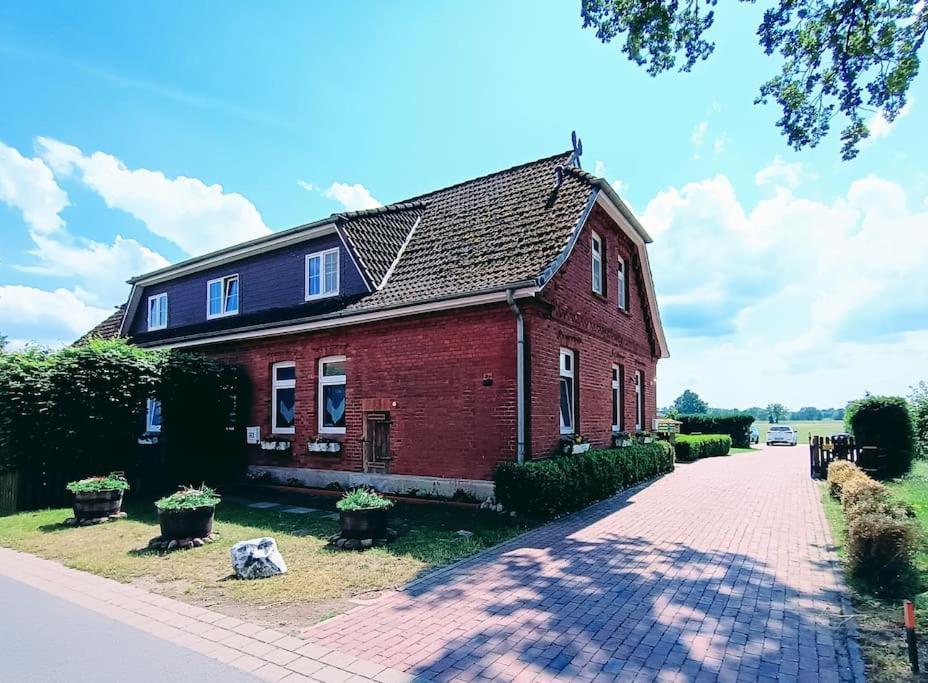 Ruhiges Exzellenz-Appartement Diana Im Elb-Urstromtal - Fast Wlan, Good For Long-Terms Bleckede Buitenkant foto